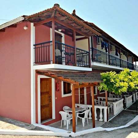 Studios Dimitris Giatras Zakynthos Town Exterior photo